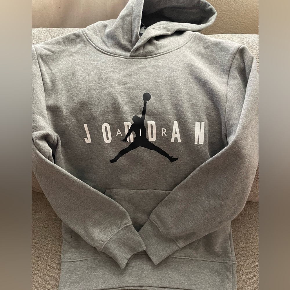 NWT Boys Large Jordan Hoodie
